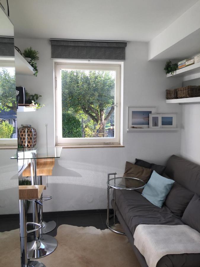 Micro-Apartment In Seenaehe Fusslaeufig Zum See:)) エーニンゲン エクステリア 写真