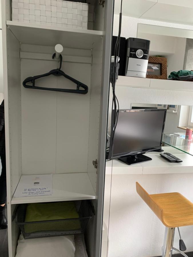 Micro-Apartment In Seenaehe Fusslaeufig Zum See:)) エーニンゲン エクステリア 写真